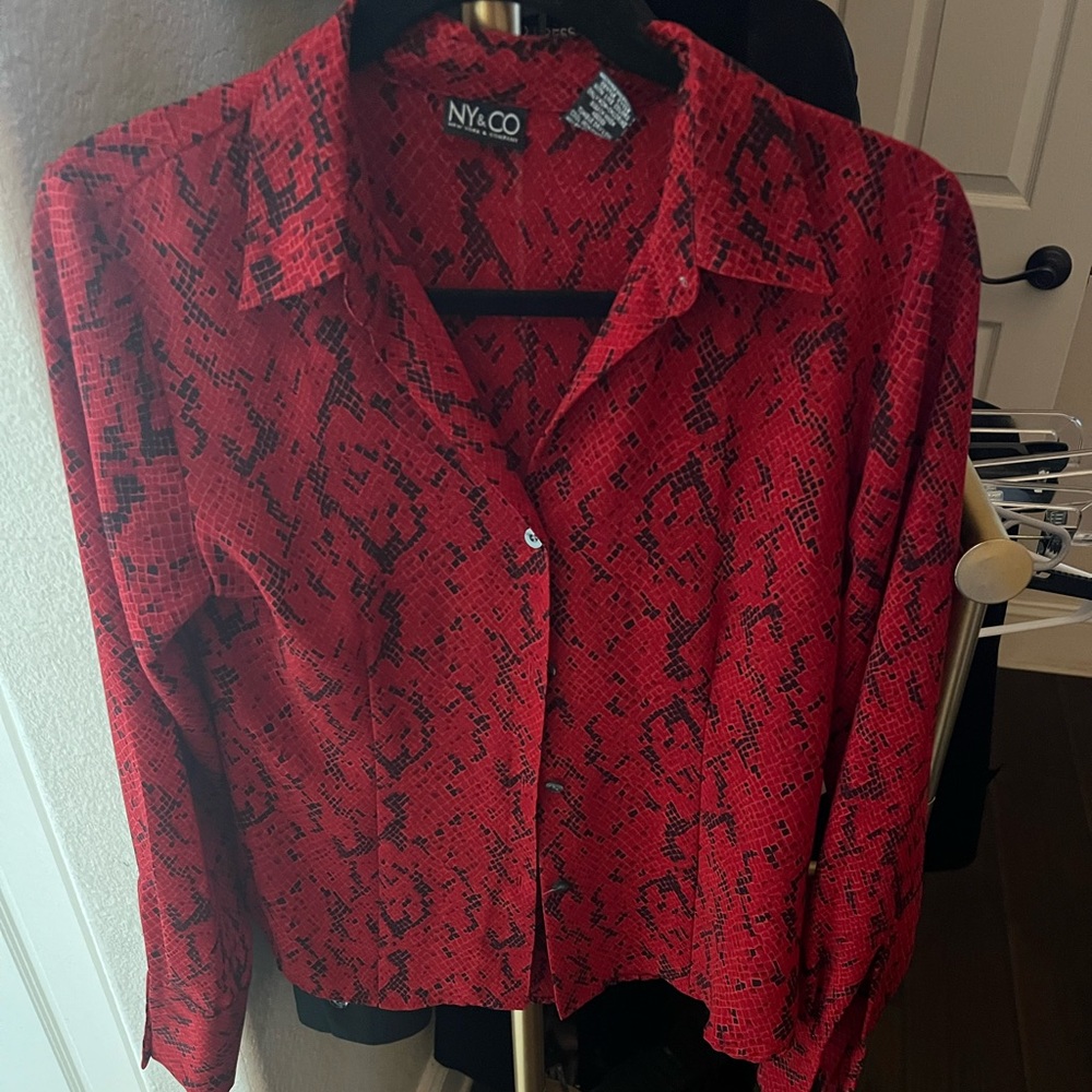 New York & co Animal print button up shirt